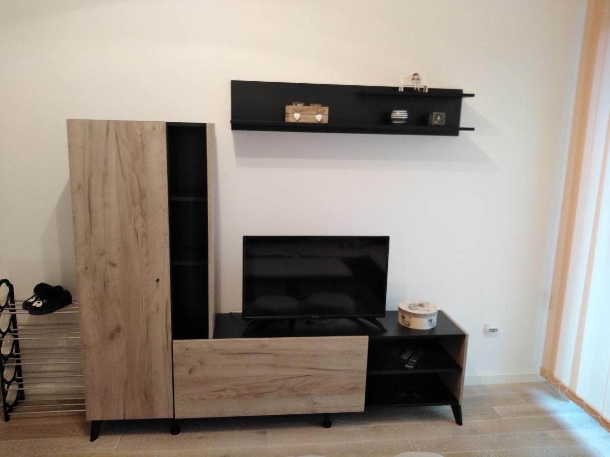 Apartman Tia Vrnjačka Banja Exterior foto